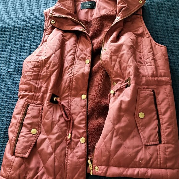 Vest - Picture 2 of 2